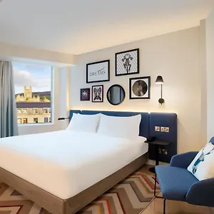**** מלון Hampton By Hilton בריטניה